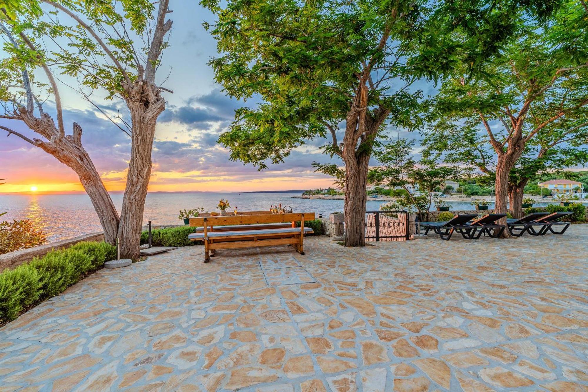 ルン House For Rent "Figurica" Lunヴィラ エクステリア 写真